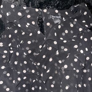 White House Black Market Flowy Top Size Large